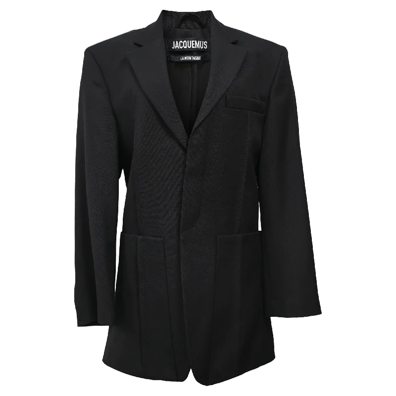 Jacquemus La Montagne D'Homme Single-Breasted Blazer in Black Wool Trendy Blazer Outfit