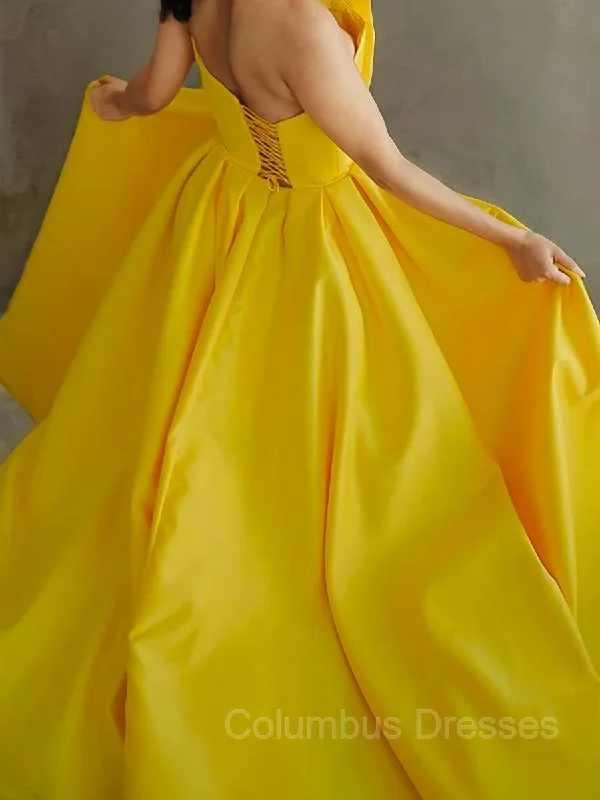 A-Line/Princess Strapless Sweep Train Satin Prom Dresses With Leg Slit Flowy unclassified dresses