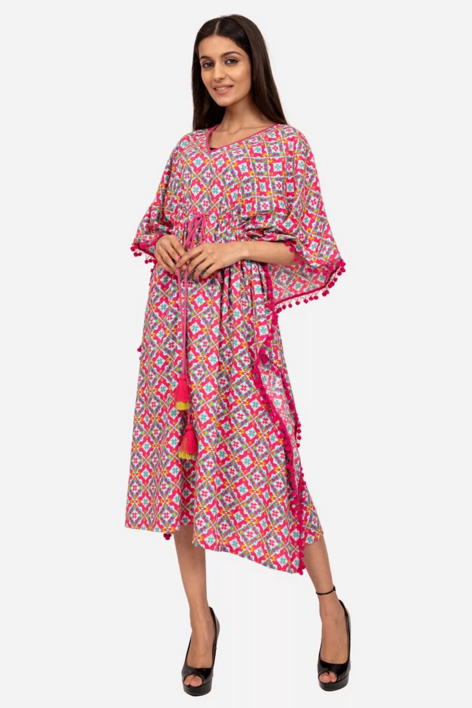 Pink And White Kaftan Dress Stylish unclassified dresses